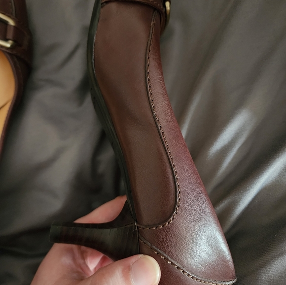 Women's Cole Haan Slip On Round Toe Buckle Brown 6.5 - Picture 8 of 12